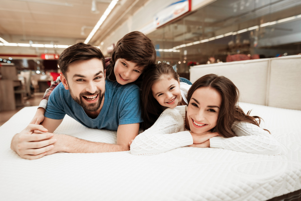 family buying a bed